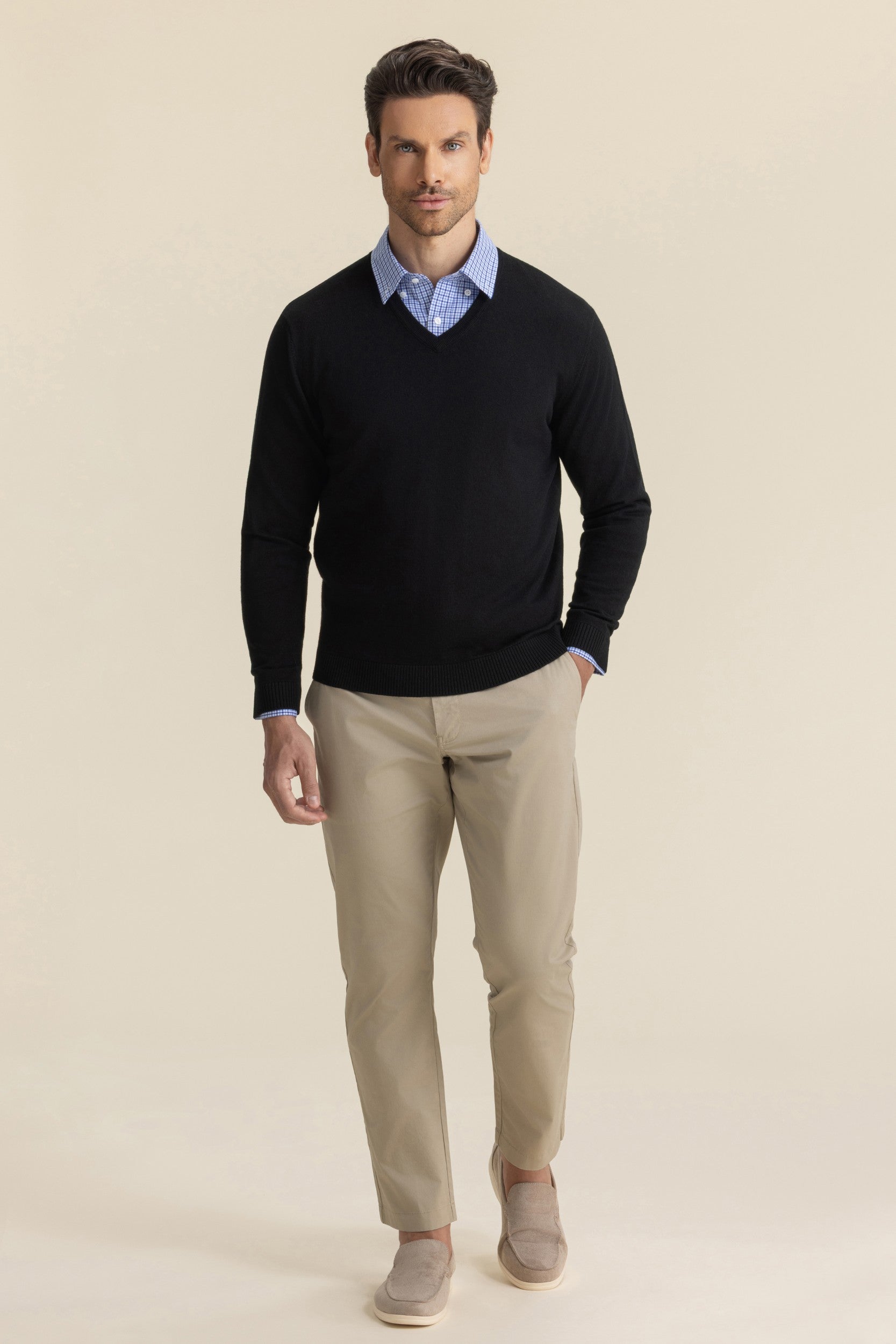MERINO V NECK KNIT BLACK